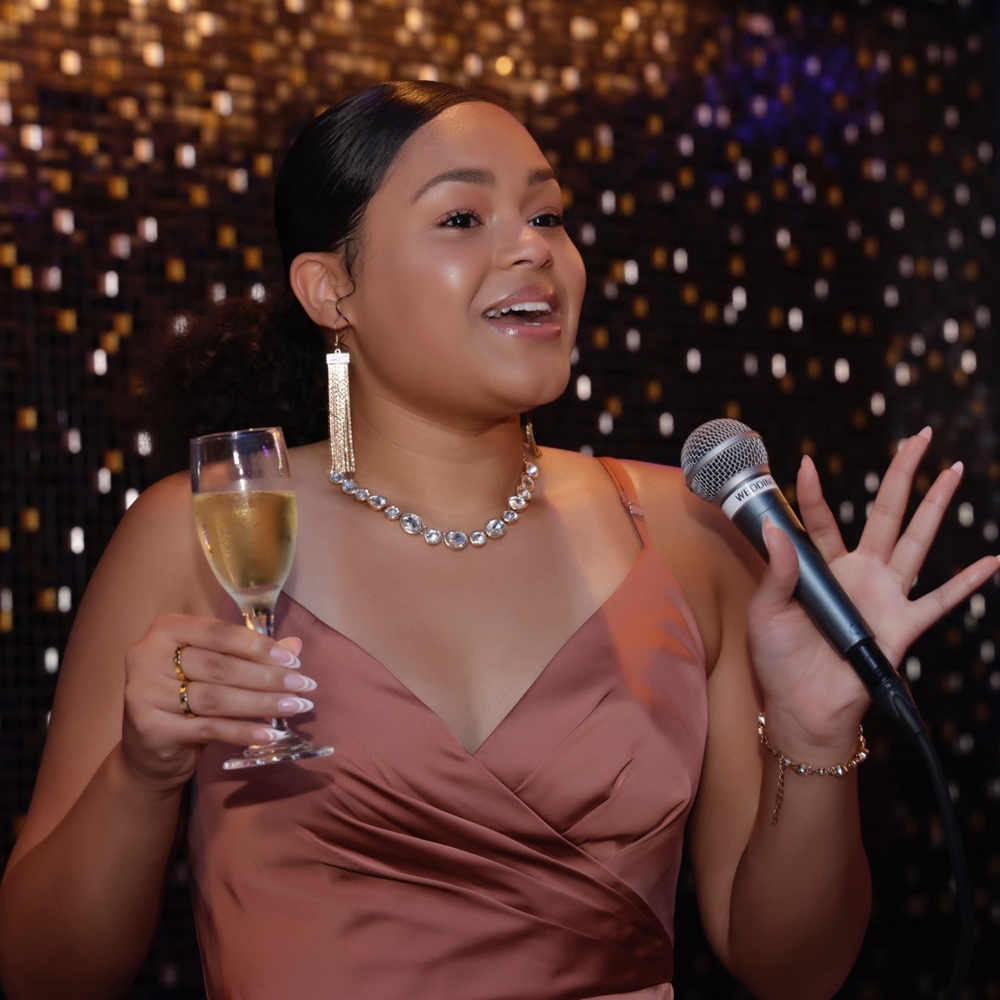 Meet your Posher, Lee